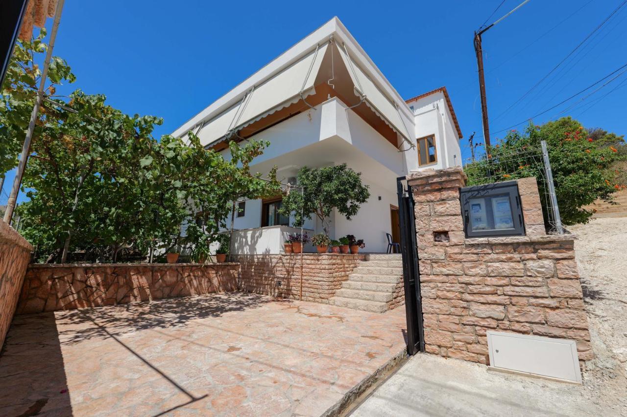 Villa Maci Sarandë エクステリア 写真
