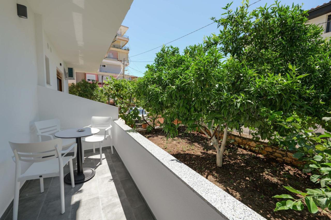 Villa Maci Sarandë エクステリア 写真