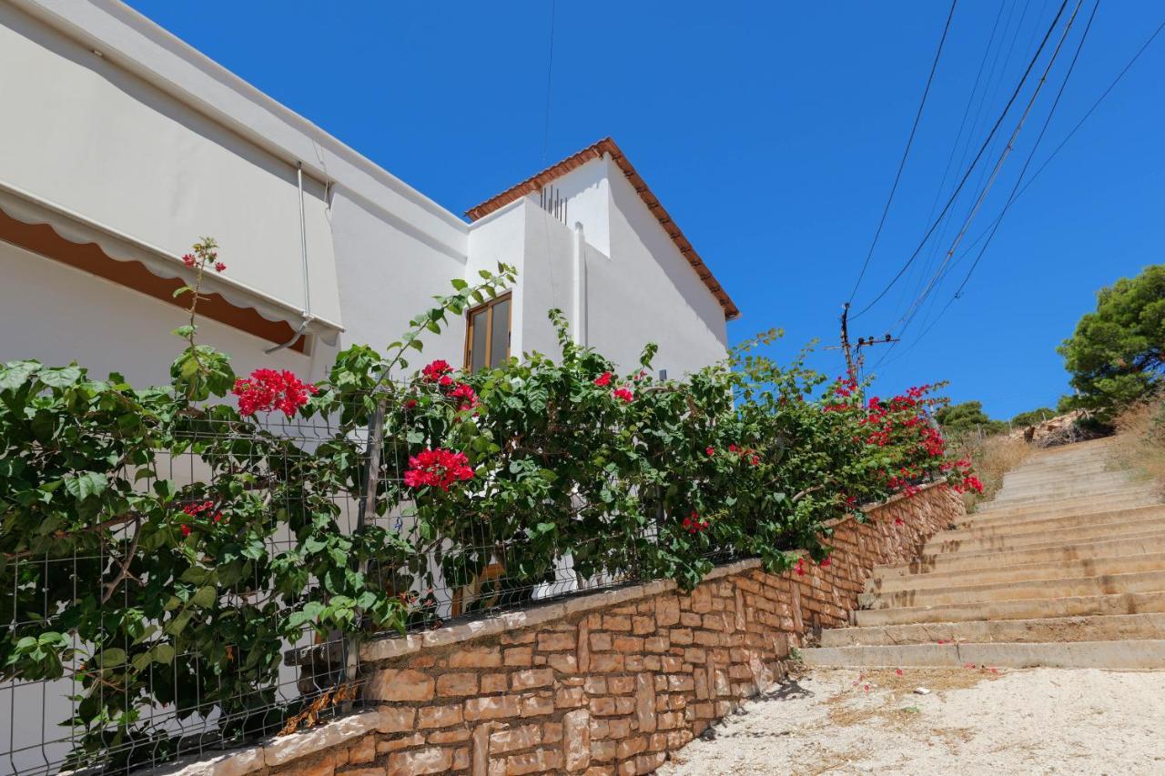 Villa Maci Sarandë エクステリア 写真